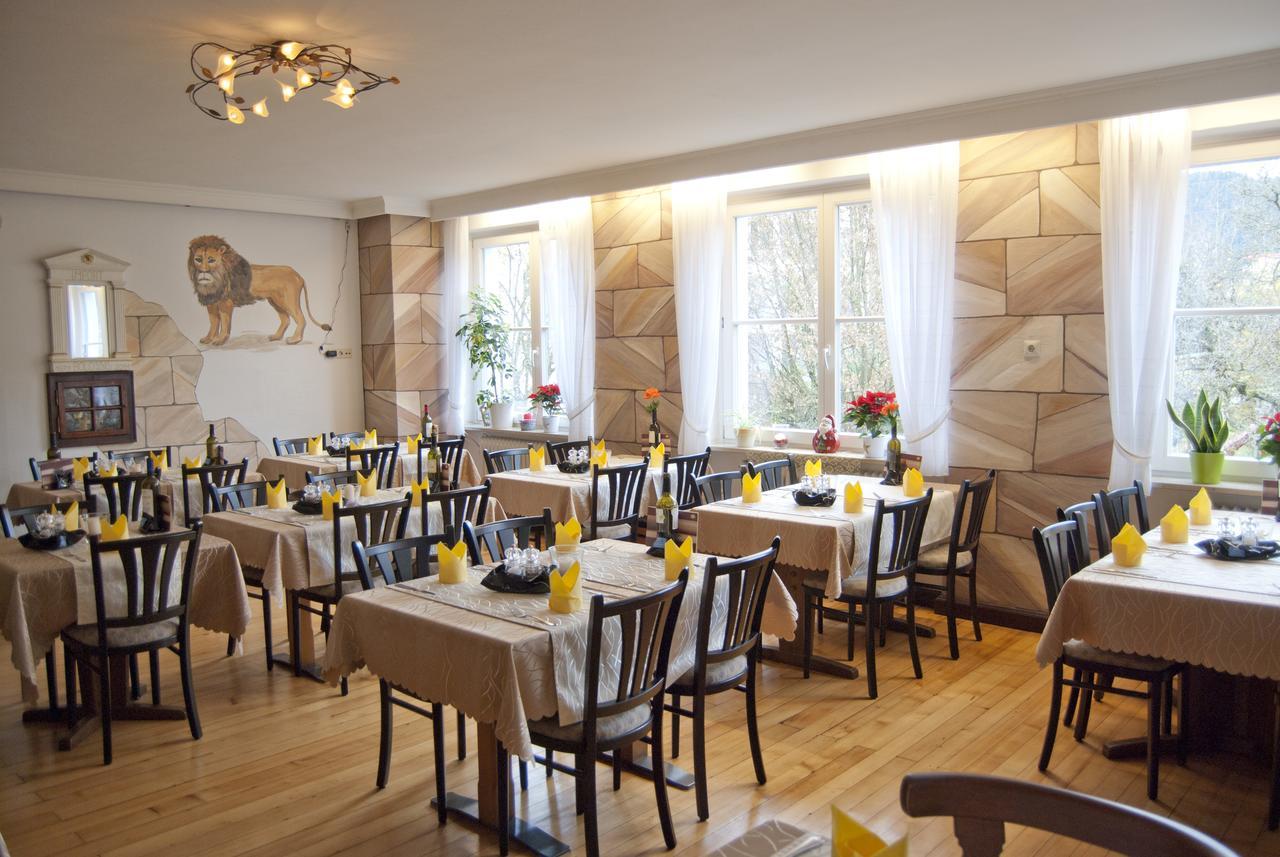 Gasthaus Zum Loewen - Restaurant Akropolis Hausach Zewnętrze zdjęcie